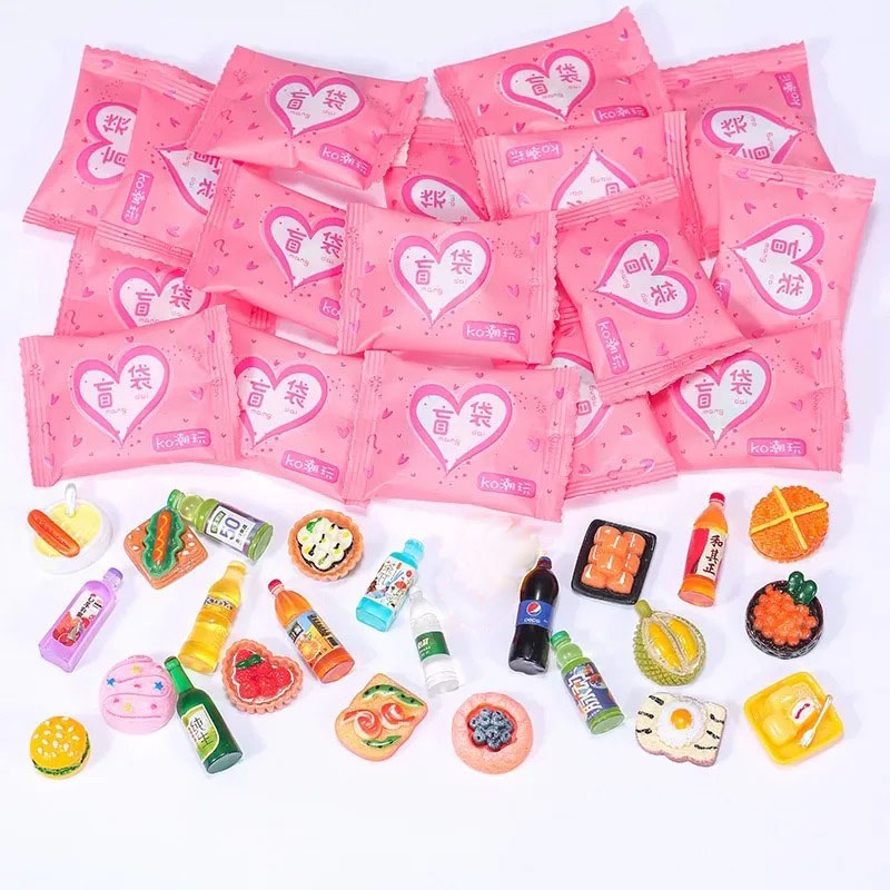 -Random Style Bag Miniature Fo - Food Snacks Drinks recension och pris